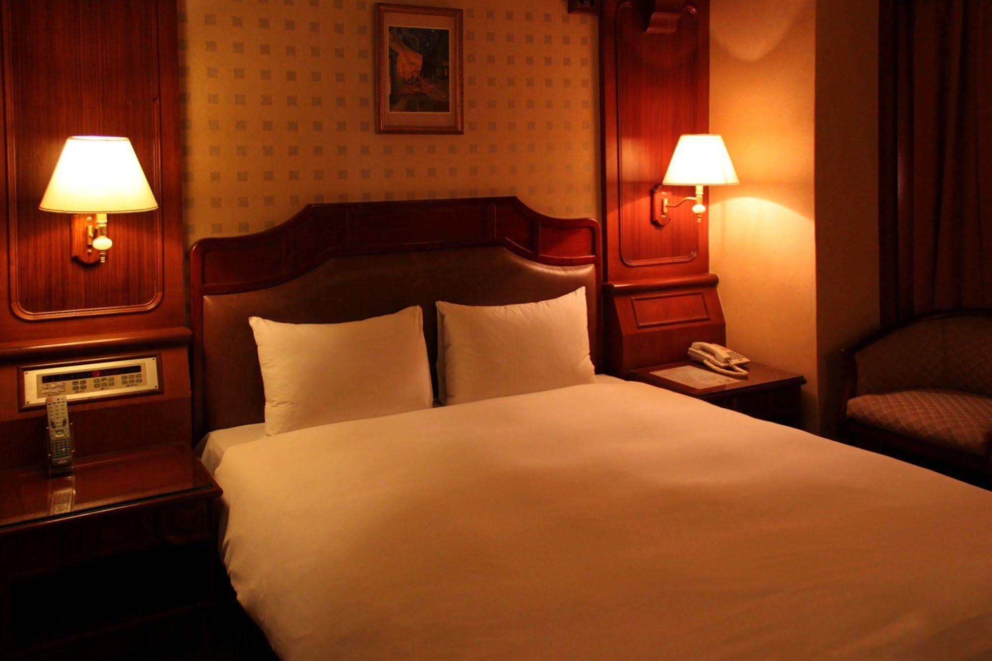 Meadow Hotel Tajpej Kültér fotó