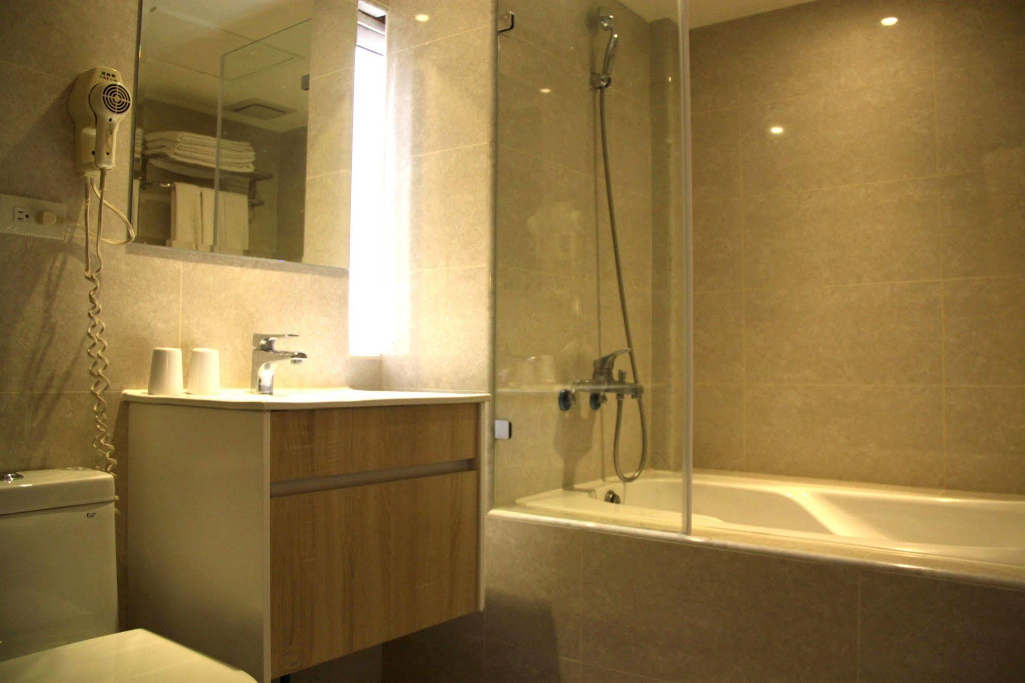 Meadow Hotel Tajpej Kültér fotó
